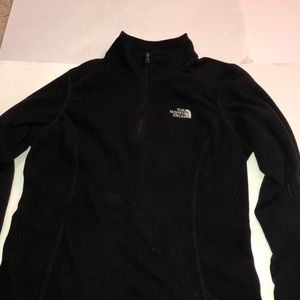 women’s north face zip up